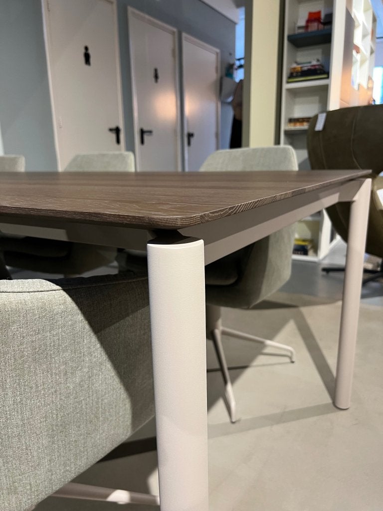 Mobitec Lorient eettafel 240x100 cm | E24 Cappuccio mat, Huis en Inrichting, Marketing@mobitec.be, Mobitec, Eikenhout, Vijf personen of meer