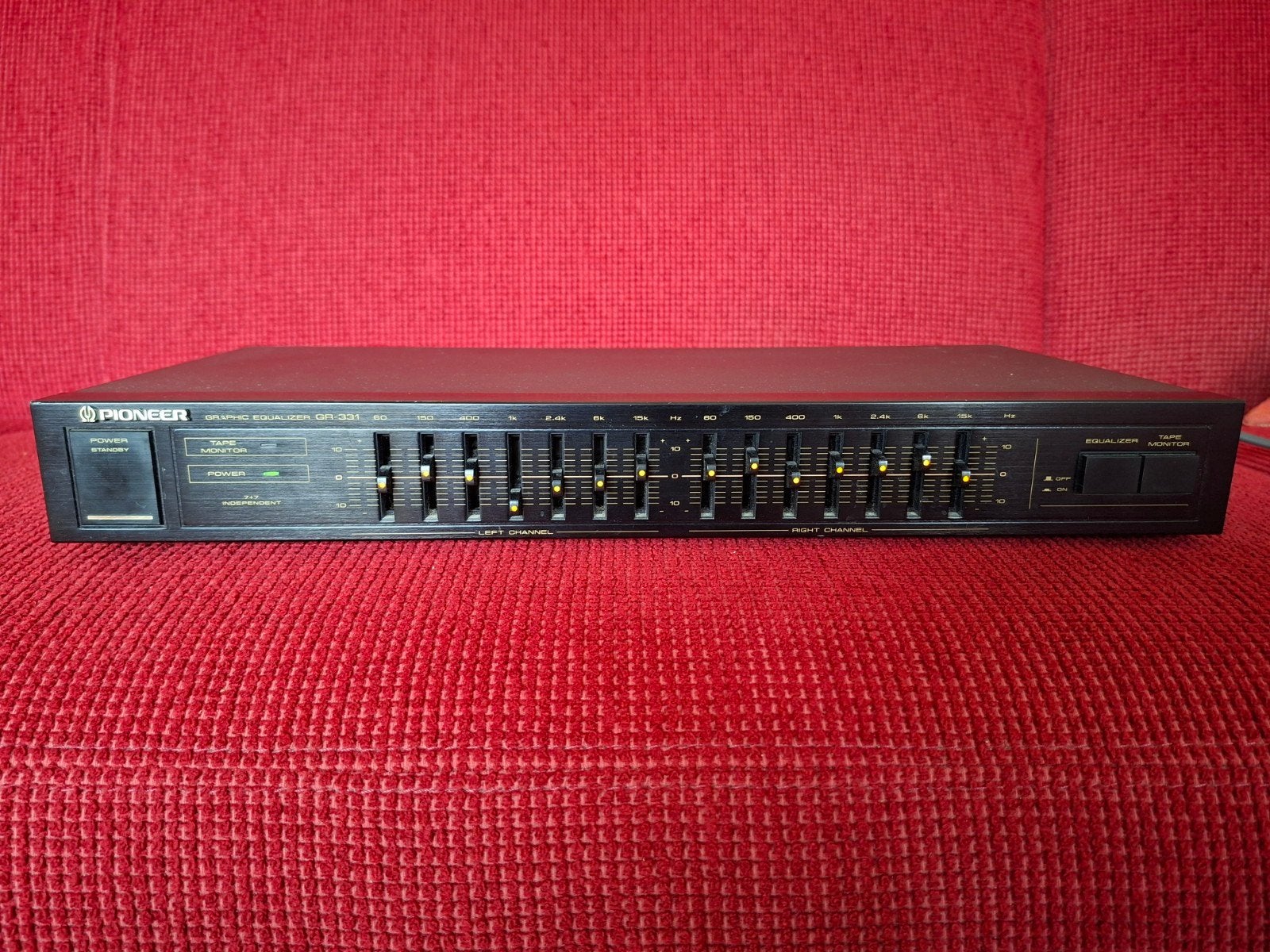 mooie Pioneer GR 331 equalizer, Audio, Tv en Foto, Versterkers en Receivers, Ophalen, Gebruikt, Pioneer, Minder dan 60 watt