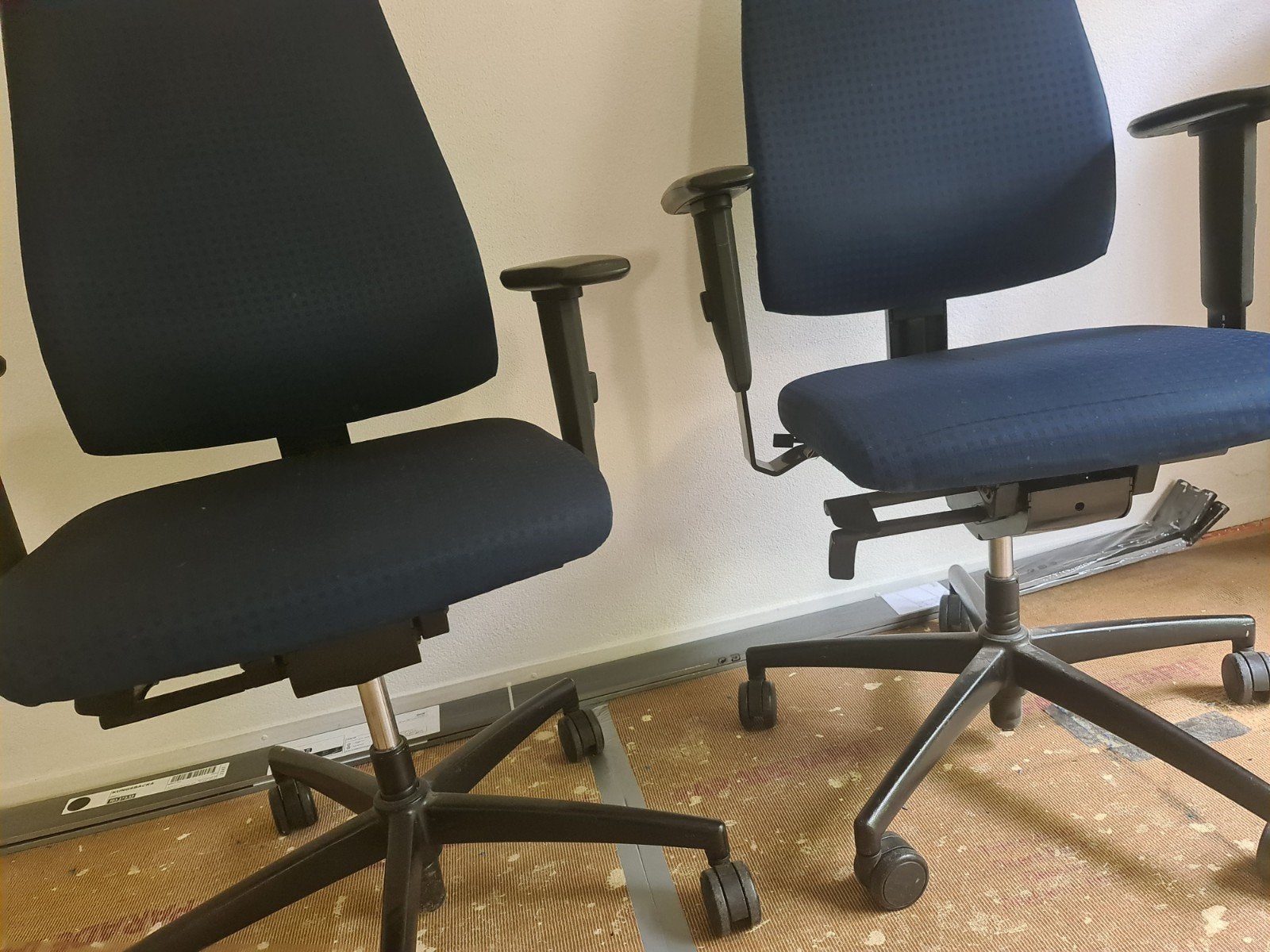 2 Bureaustoelen Interstuhl, Huis en Inrichting, Ophalen, Gebruikt, Blauw, Bureaustoel