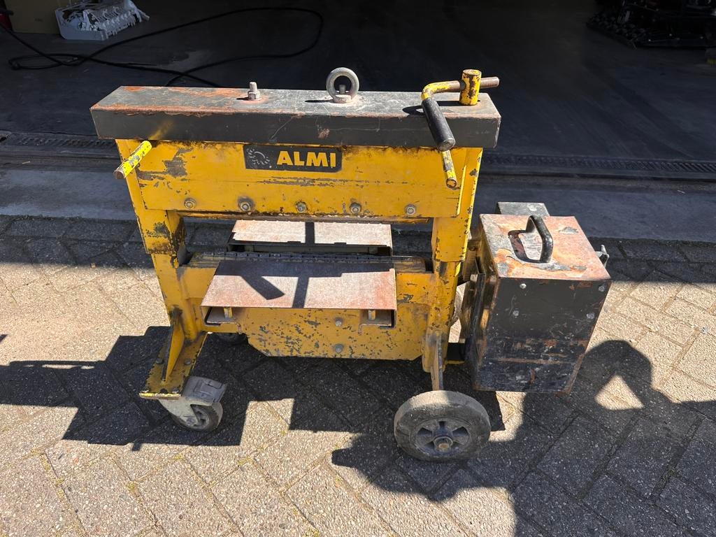 Almi 43 lamellen knipper elektrisch tegelknipper, Ophalen of Verzenden