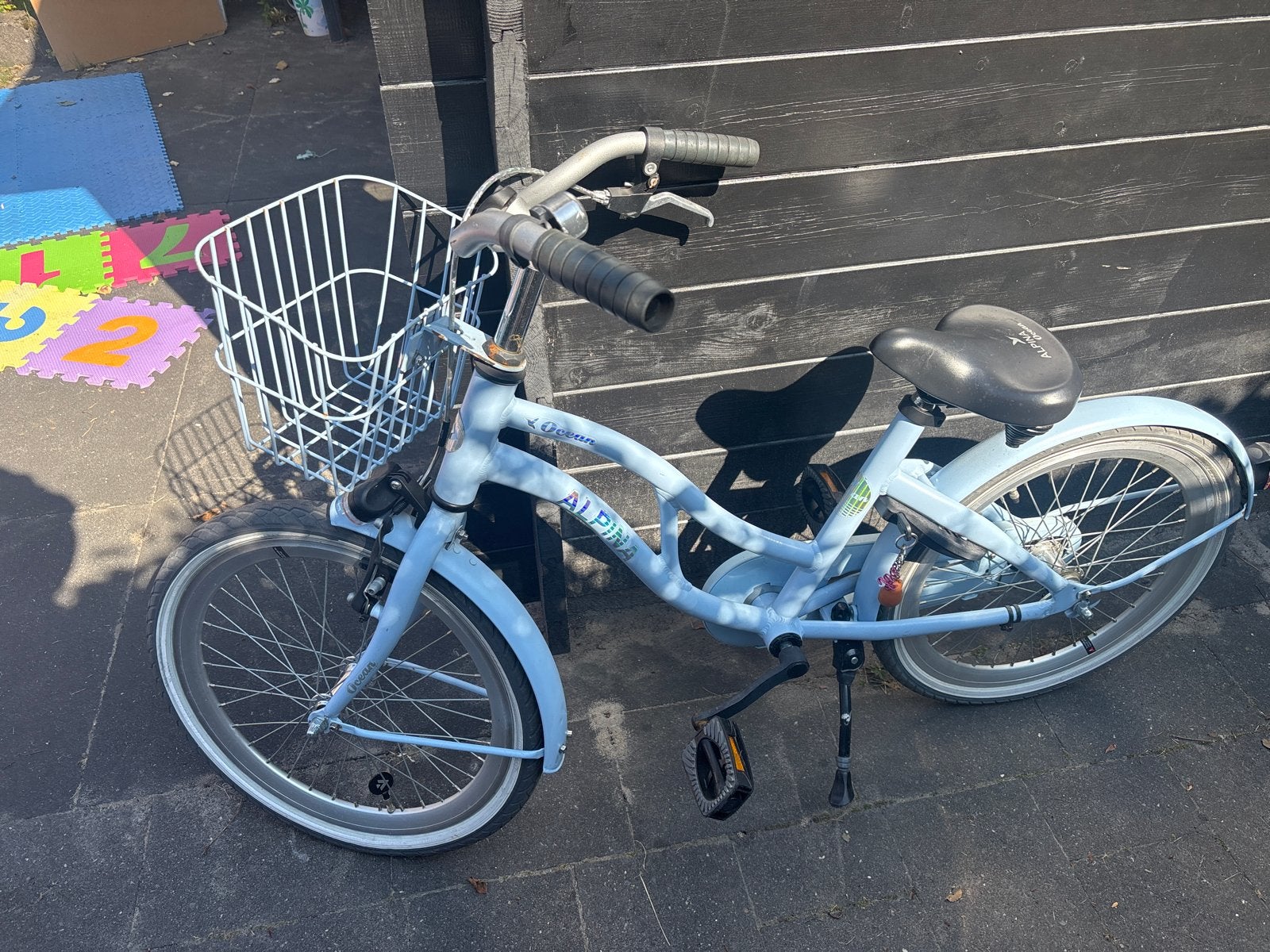 Alpina Ocean Kinderfiets - Lichtblauw met Gebruikerssporen, Ophalen, Gebruikt, Terugtraprem, 20 inch of meer