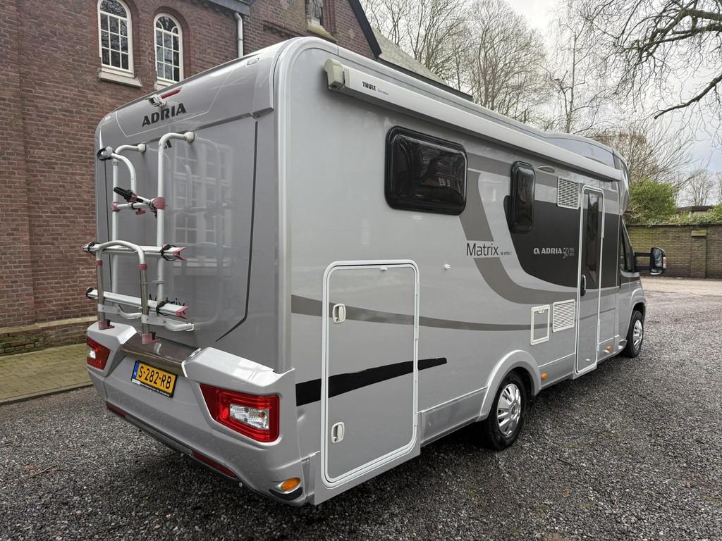 Adria Matrix M670SC 5 Persoons Camper 50 Jahre jubileum netj, Caravans en Kamperen, Bedrijf, Adria, Tot en met 5, Handgeschakeld