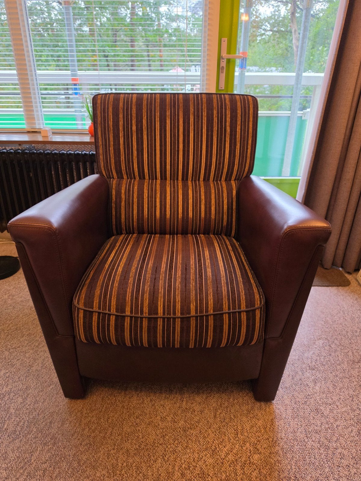 gratis: luie stoel ;), Huis en Inrichting, Ophalen, Gebruikt, 75 tot 100 cm, 50 tot 75 cm