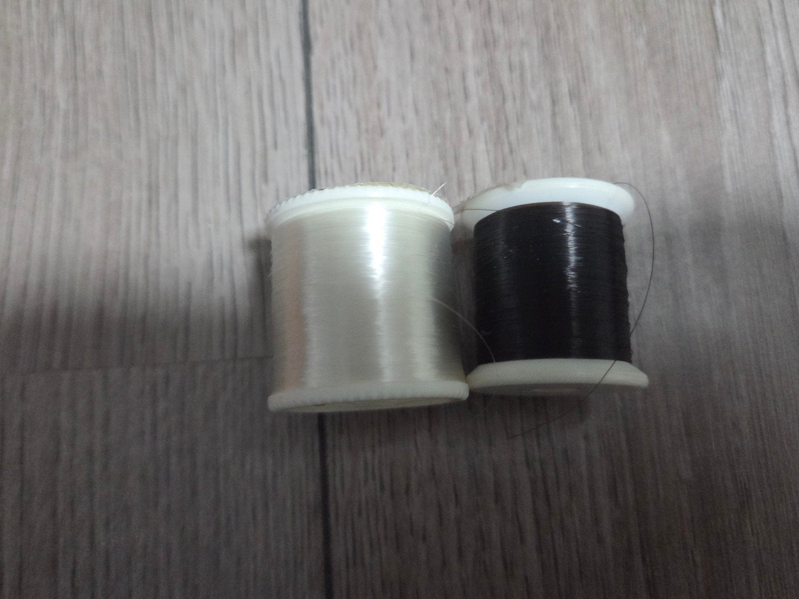 Transparant en zwart naaigaren - 100% Polyamide, Ophalen of Verzenden, Gebruikt, Garen of Naald(en)