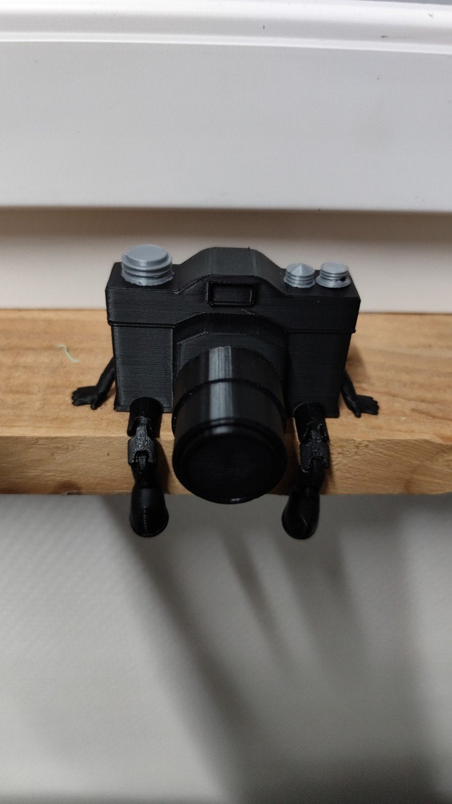 Leuk 3D geprint fototoestelletje met beweegbare pootjes, Audio, Tv en Foto, Fotocamera's Digitaal, Ophalen of Verzenden, Zo goed als nieuw