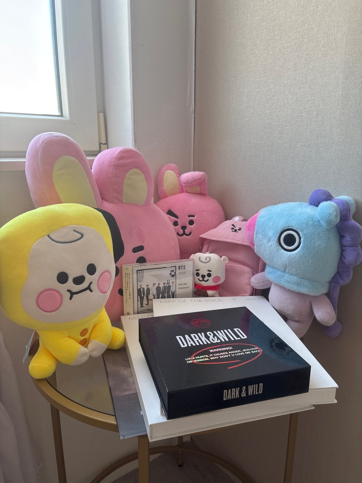 BT21 en bts zo goed als nieuw, Ophalen, Overige merken, Overige karakters, Overige typen