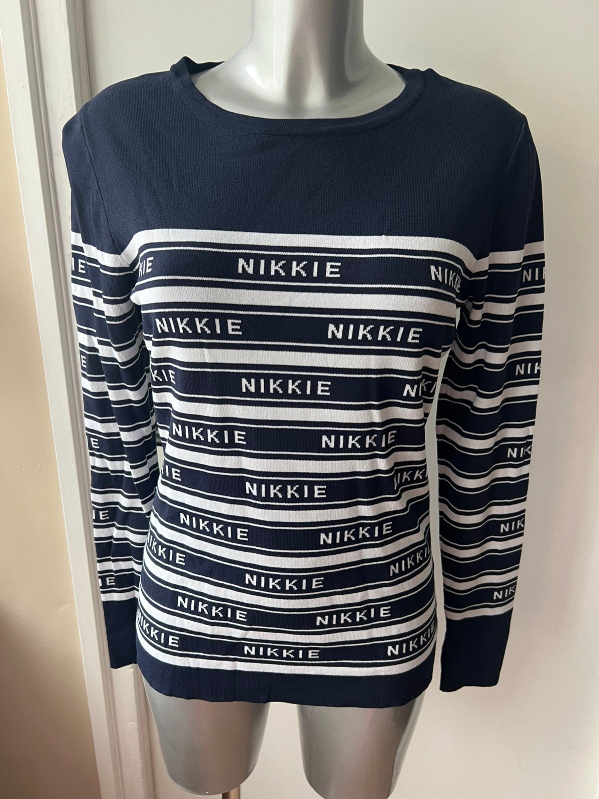 Nikkie trui blauw wit maat 42 valt als L, Ophalen of Verzenden, Zo goed als nieuw, Maat 42/44 (L), Blauw