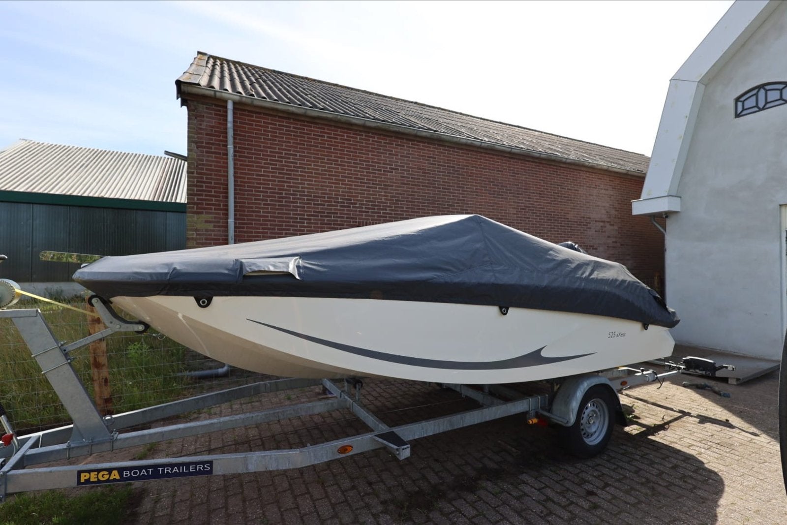 Quicksilver Activ 525 Axess met 115pk Mercury en Pegatrailer, Watersport en Boten, Motorboten en Motorjachten, 35 cm, Buitenboordmotor