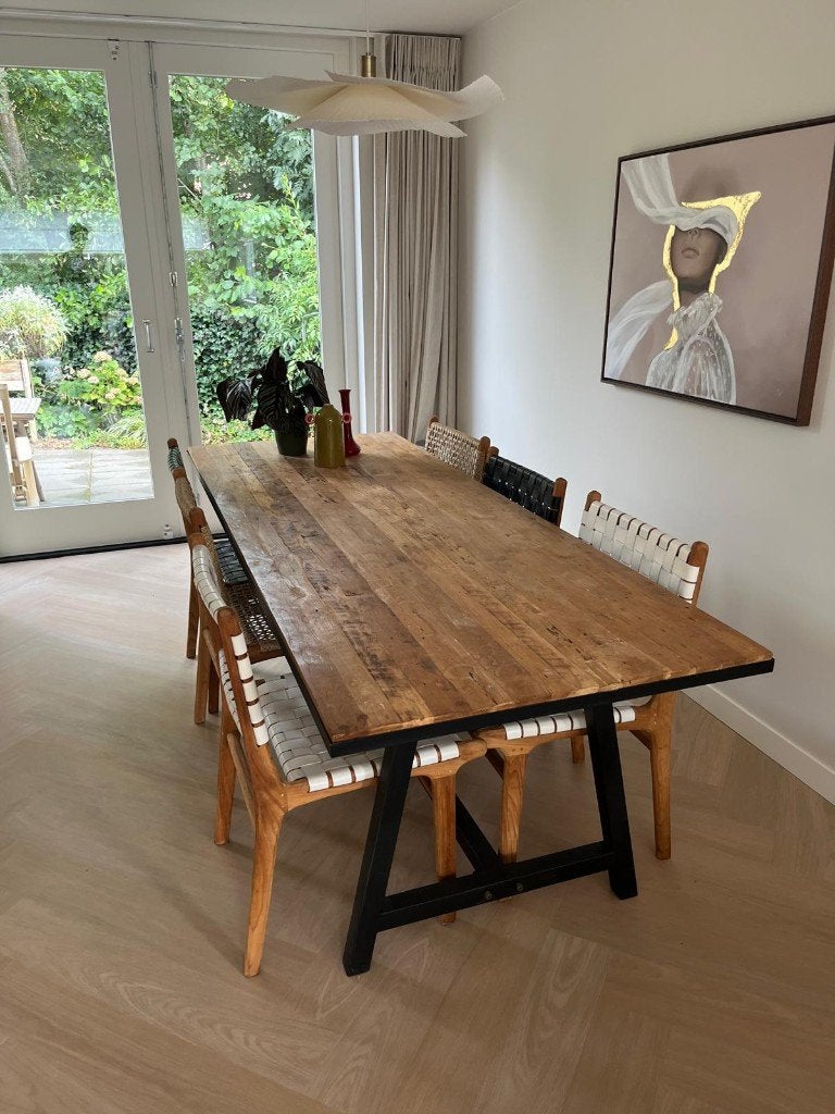 Houten Eettafel 240x90cm; pas 4 jaar oud (Ibiza stijl), Huis en Inrichting, Tafels | Eettafels, 200 cm of meer, 50 tot 100 cm