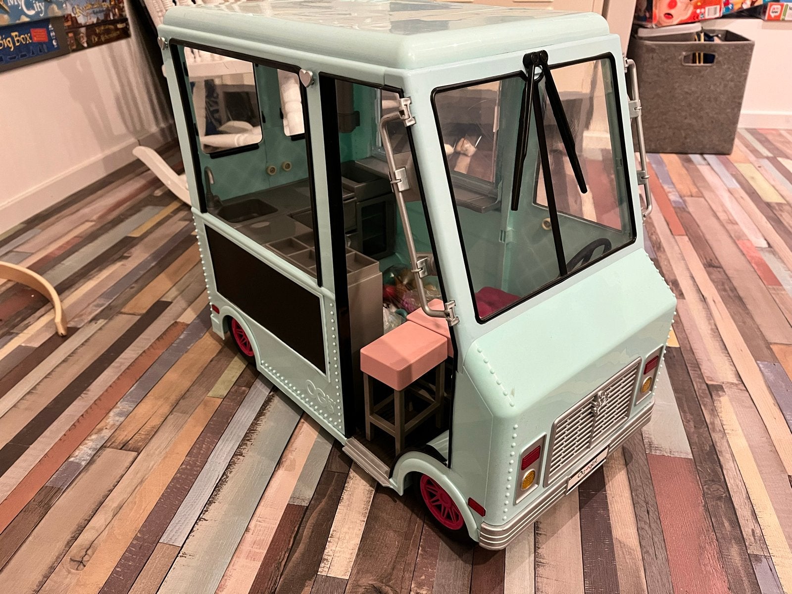 Our Generation ijscowagen met accessoires, Ophalen of Verzenden, Gebruikt