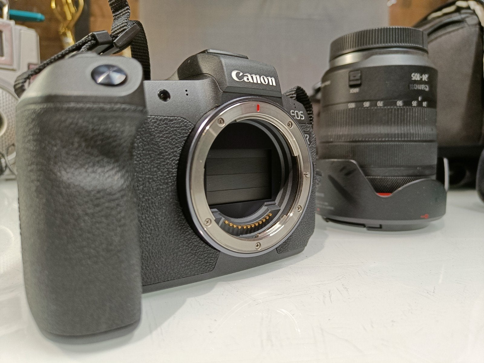 Canon EOS R + RF 24-105mm F4 L IS USM | Gitzo carbon statief, Ophalen of Verzenden, Spiegelreflex, Canon