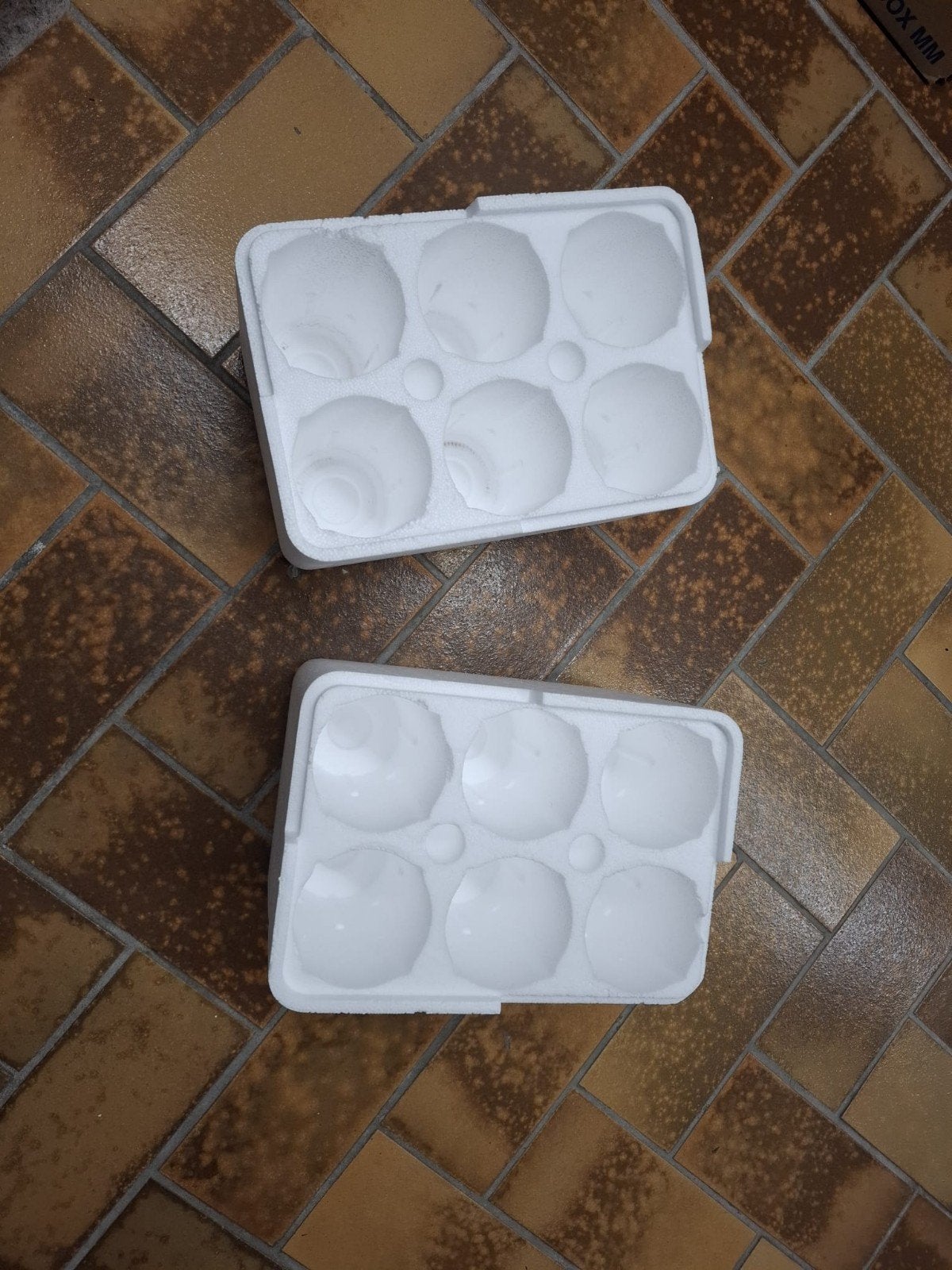 Piepschuim verpakking voor 6 flessen, Ophalen