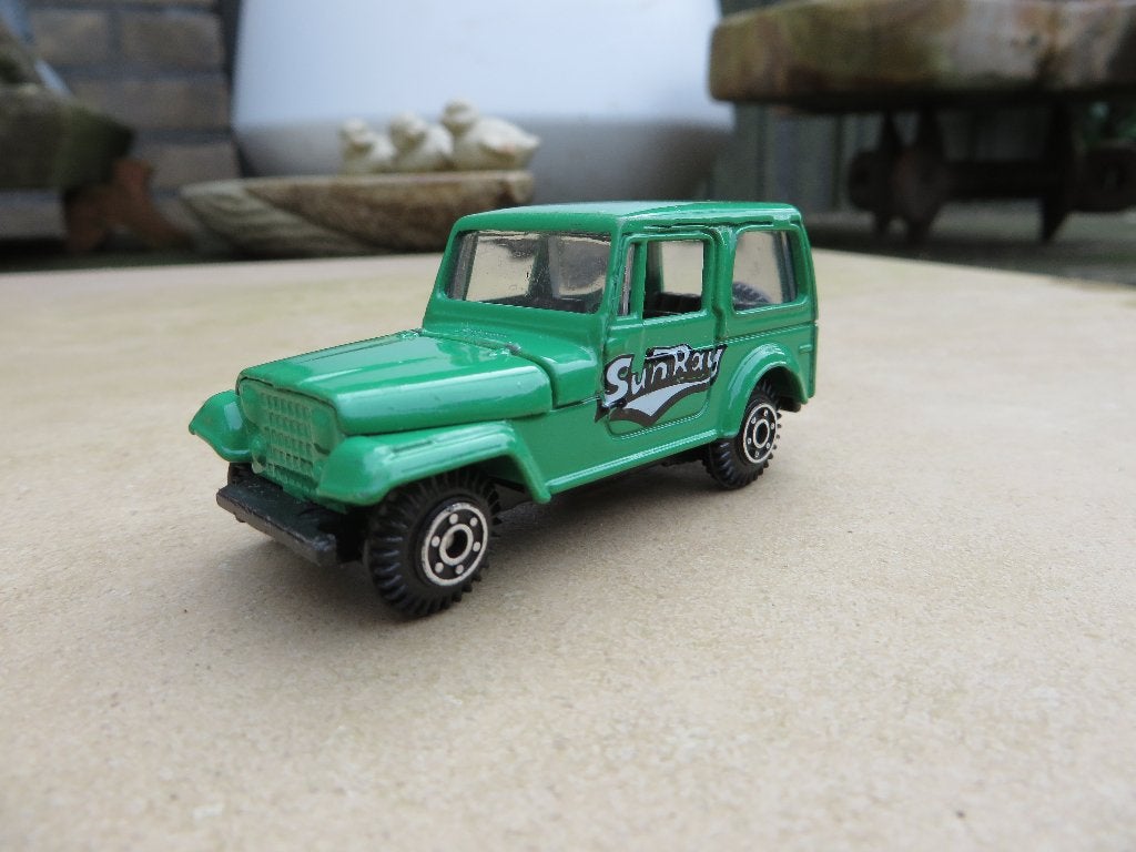 Welly Jeep CJ-7 Wrangler groen 3 inch, Ophalen of Verzenden, Gebruikt, Auto