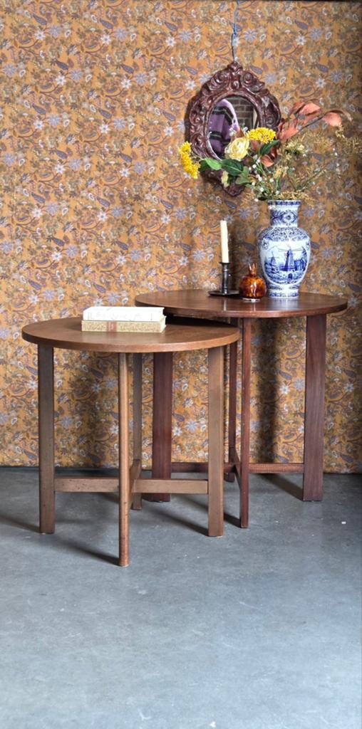 2 retro vintage ronde tafel wijntafel salontafel bijzettafel, Ophalen of Verzenden