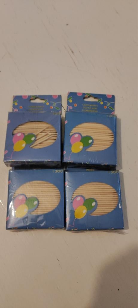 Cocktailprikkers - 4x 300 stuks - Feestartikelen, Ophalen of Verzenden, Nieuw, Feestartikel, Verjaardag