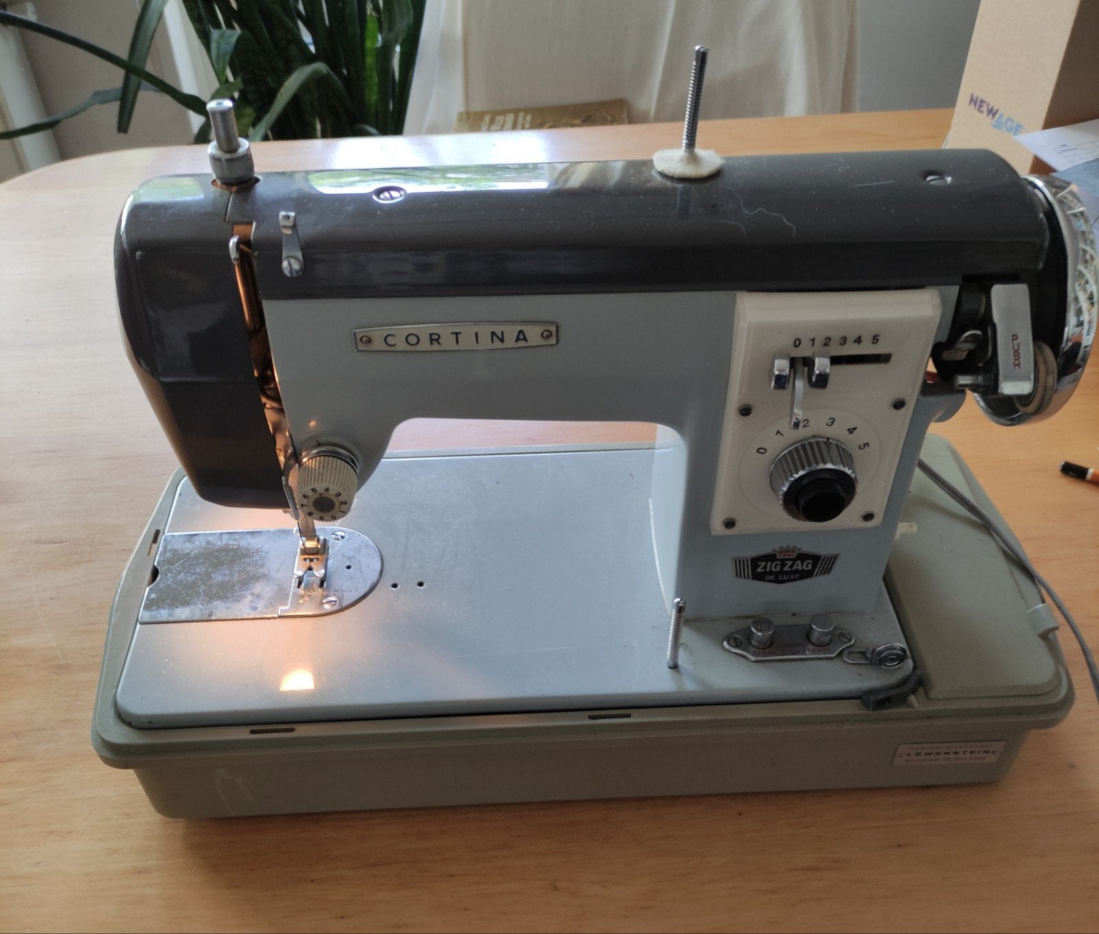 Lewenstein Cortina Zig Zag  Naaimachine, Ophalen, Gebruikt, Naaimachine, Lewenstein