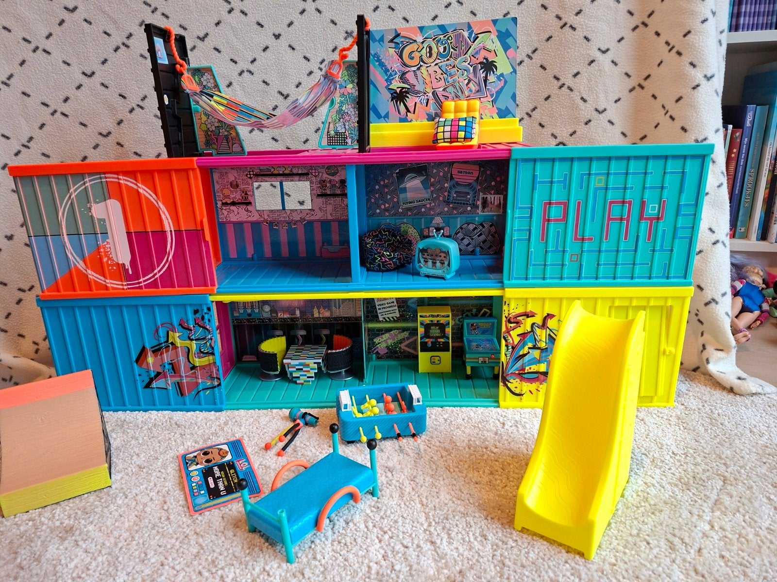 LOL Surprise! House, Kinderen en Baby's, Ophalen, Zo goed als nieuw, Poppenhuis