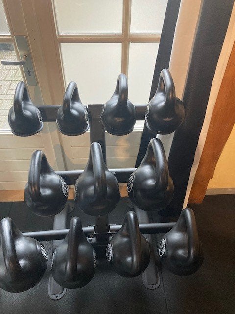KETTLEBELL SET + OPBERGREK, Ophalen, Gebruikt, Benen, Kettlebell