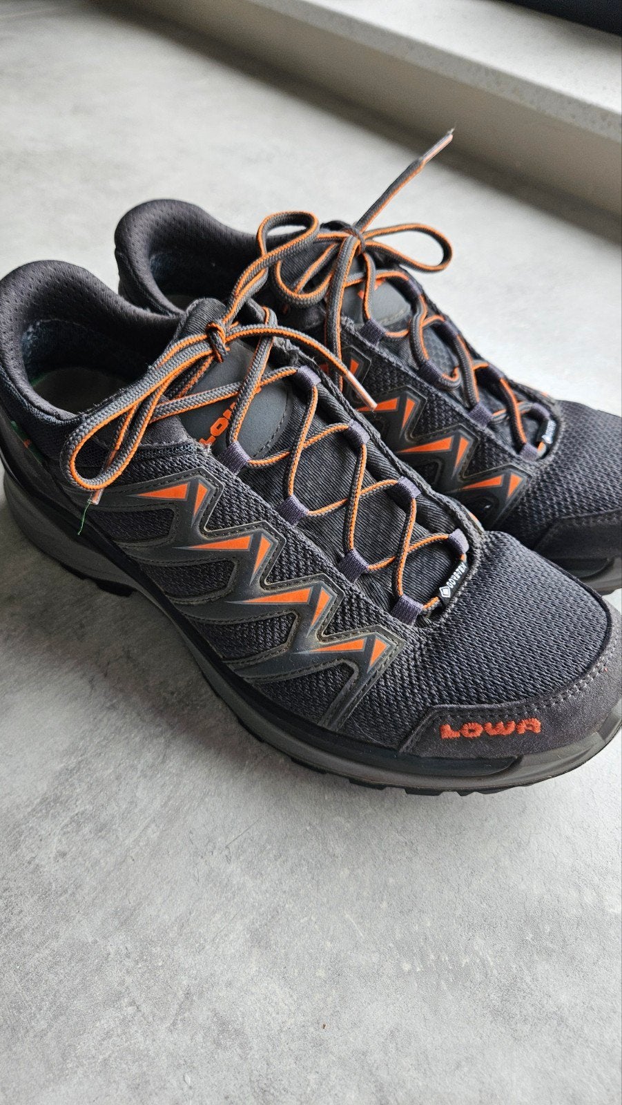 Lowa gore-tex wandelschoenen maat 41.5, Ophalen of Verzenden, Zo goed als nieuw, Schoenen