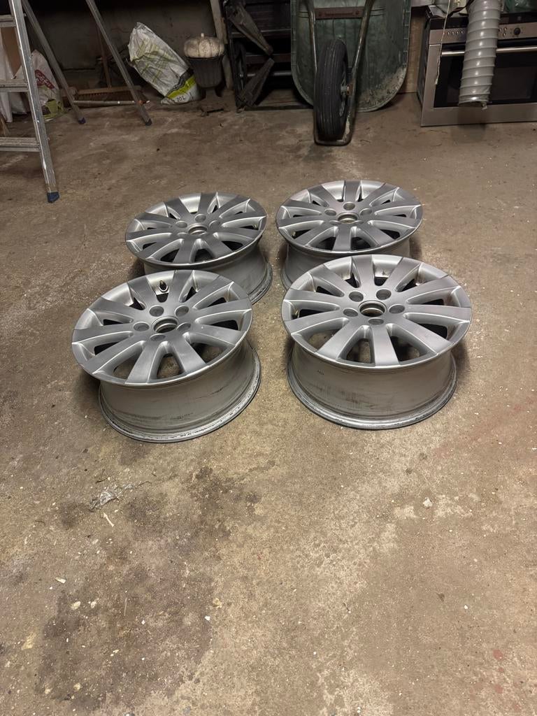Set van 4 vw Golf velgen, Ophalen of Verzenden, Gebruikt, Winterbanden, Velg(en)