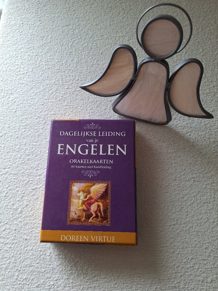 Dagelijkse leiding van je engelen Doreen Virtue, Ophalen of Verzenden, Zo goed als nieuw, Tarot of Kaarten leggen, Overige typen