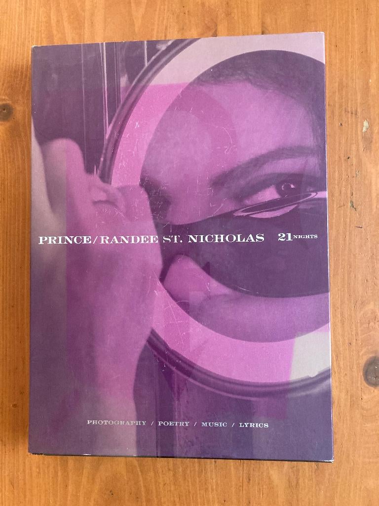 CD / Boek van Prince - Indigo nights / Live sessions, Verzenden, 2000 - 2009, Zo goed als nieuw, Boxset