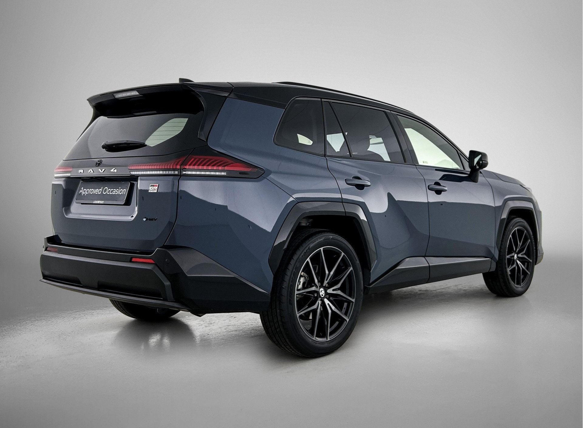 Toyota RAV4 2.5 Hybrid AWD 200 GR Sport | Nieuw Model | Geen, Auto's, Automaat, 12 maanden, Zwart, Alcantara