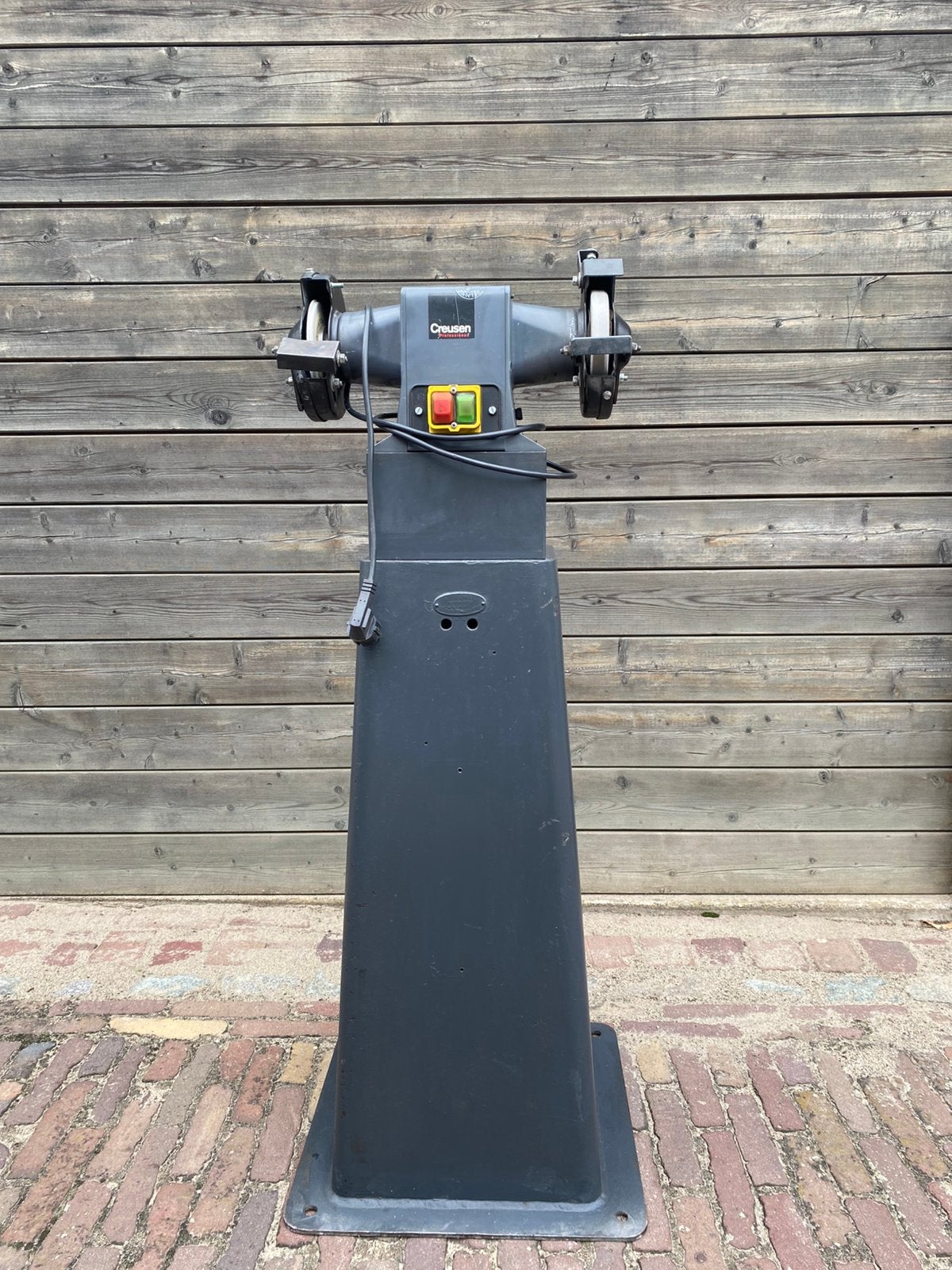 Creusen slijpmachine op voet goede staat, Ophalen, Zo goed als nieuw, Minder dan 700 watt, Werkbankslijpmachine