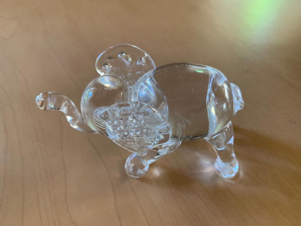 Glazen olifant, Ophalen of Verzenden, Zo goed als nieuw, Dier