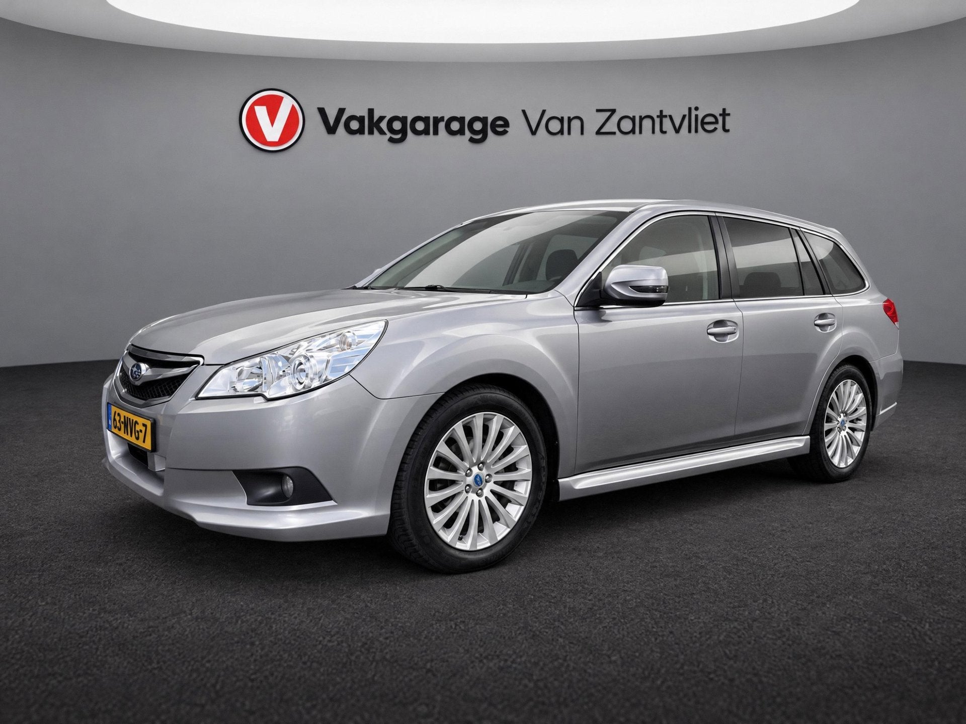 Subaru Legacy Touring Wagon 2.0i Luxury (12 mnd BOVAG-garant, Auto's, Gebruikt, Beige, 4 cilinders, Vierwielaandrijving