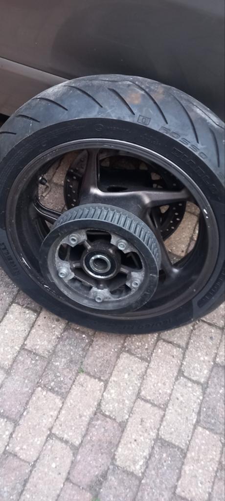 Yamaha TMAX 530 Achterwiel met Pirelli Diablo Rosso band, Motoren, Ophalen of Verzenden, Gebruikt