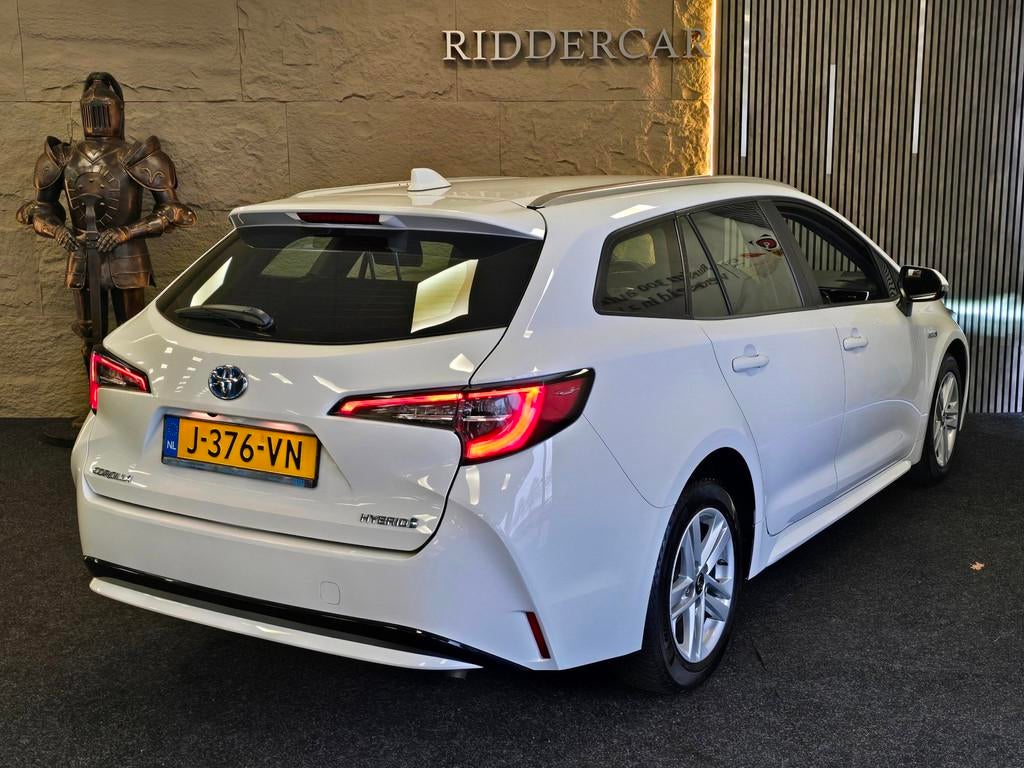 Toyota Corolla Touring Sports 1.8 Hybrid Active|GARANTIE|NAP, Automatische klimaatregeling, 450 kg, Gebruikt, 4 cilinders