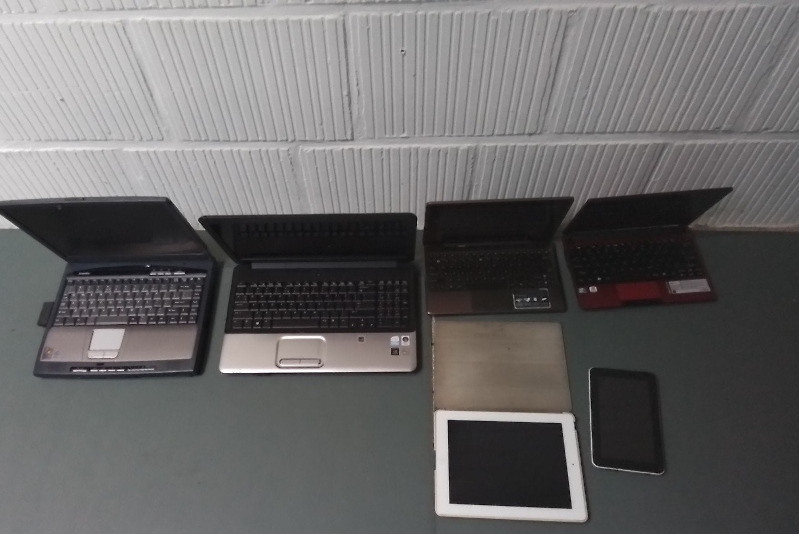 PT laptops en tablets (Toshiba, Compaq, Asus, Packard Bel, Computers en Software, Onbekend, HDD, Minder dan 4 GB, Qwerty