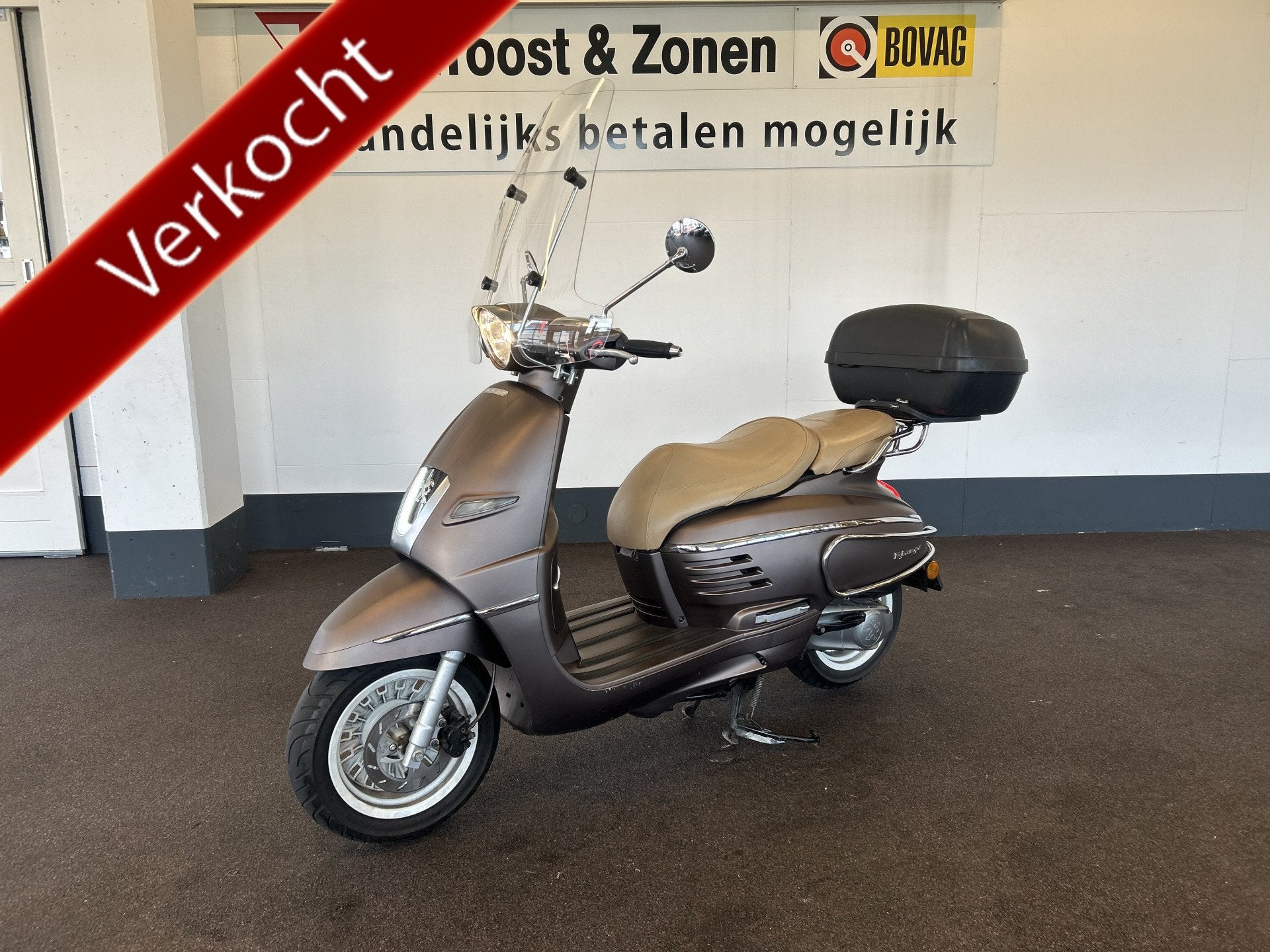 Peugeot Snorscooter Django Allure | Windscherm | Lederen zad, Overige merken, Gebruikt, Giessenweg 70-72
3044AM  ROTTERDAM, NL