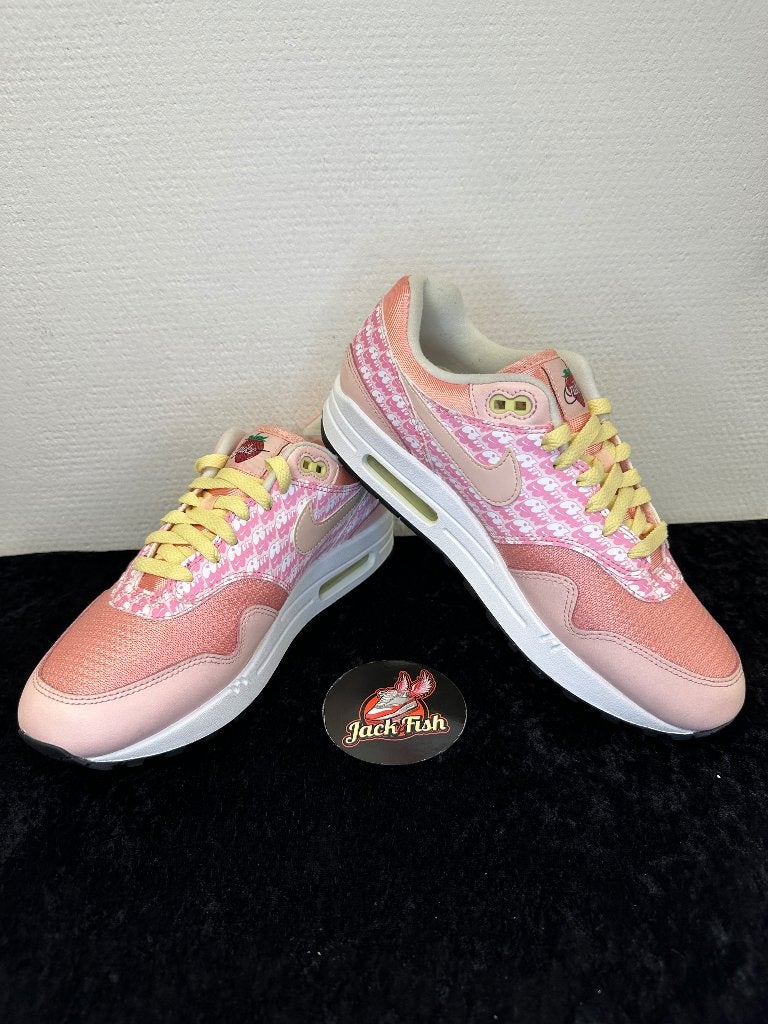 Nike Air Max 1 Strawberry Lemonade - Size 42, Overige kleuren, Nike, Nieuw, Ophalen of Verzenden