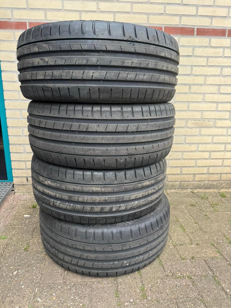 diversen banden 245/45/18 nog in goede staat, Ophalen, 18 inch, 245 mm, Band(en)