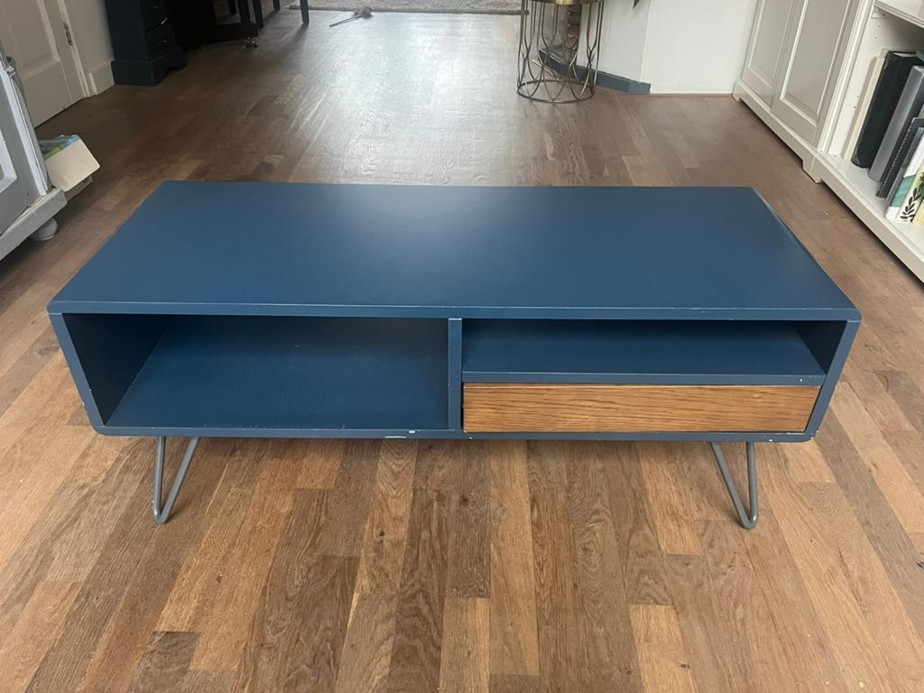 TV meubel merk Made model Ukan, Ophalen, Gebruikt, 25 tot 50 cm, Minder dan 100 cm