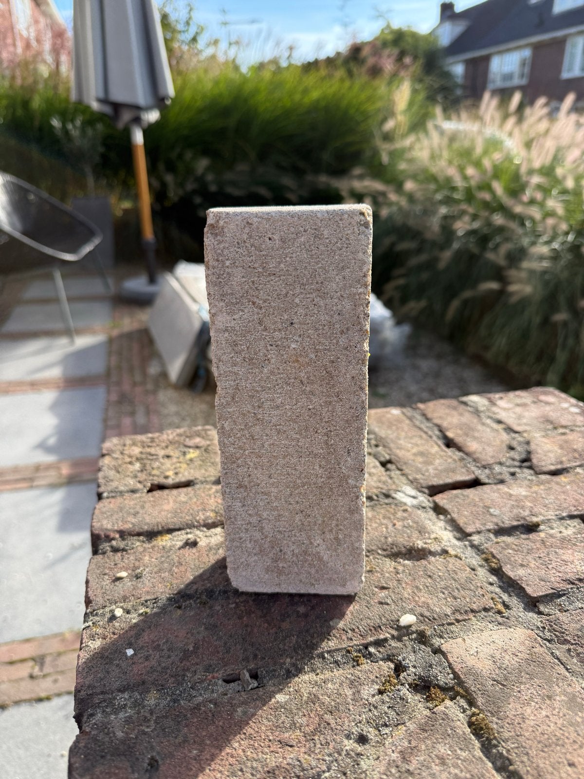 Restpartij Tumbelton Goya betonklinkers en 2 stoepbanden, Tuin en Terras, Ophalen, Klinkers, Nieuw, Minder dan 5 m²