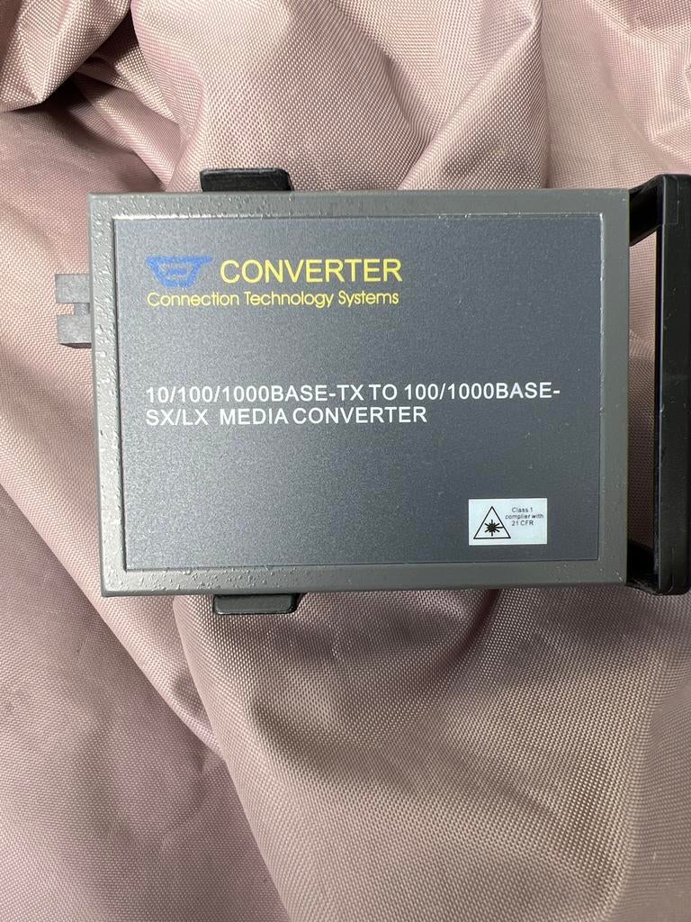 Media converter + satelliet ontvanger, Ophalen, Gebruikt