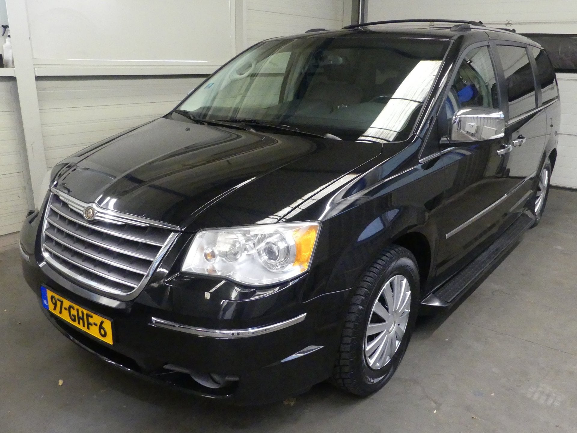 Chrysler Grand Voyager 3.8 V6 Limited Stow N'Go - Trekhaak -, Auto's, 450 kg, Gebruikt, Grand Voyager, 138 €/maand