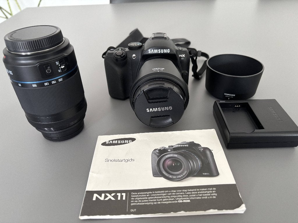Samsung NX11 systeemcamera met 2 lenzen, Screenprotector, Zo goed als nieuw, Samsung, 8 keer of meer