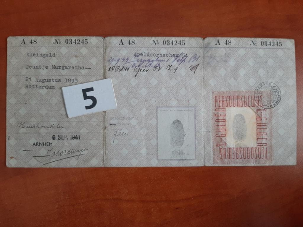 Persoonsbewijs Arnhem,  Market Garden, Verzamelen, Militaria | Tweede Wereldoorlog, Ophalen of Verzenden, Landmacht, Nederland