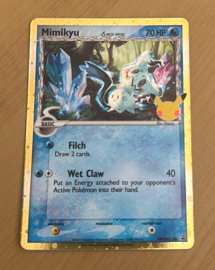 Mimikyu pokemon kaart, Ophalen of Verzenden, Zo goed als nieuw