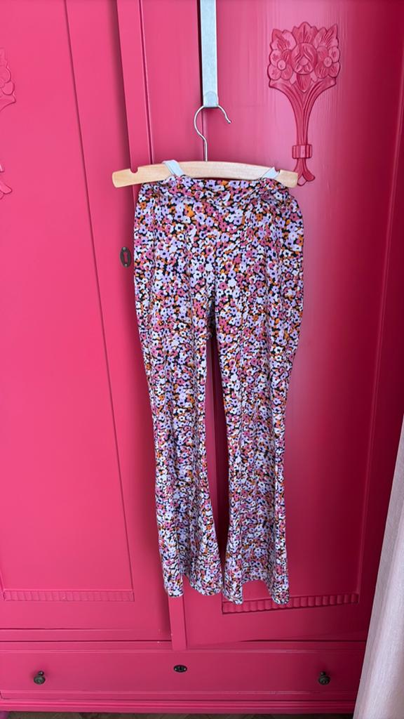 Flared legging van name-it, maat 128, gebloemd, Ophalen of Verzenden, Gebruikt, Meisje, Broek