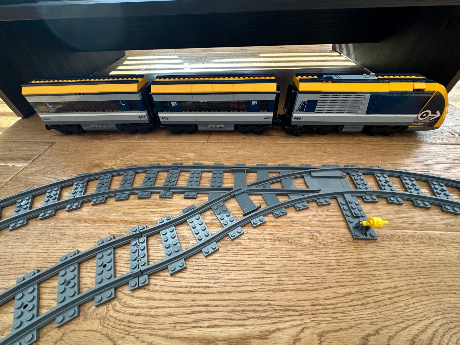 Electrische lego passagierstrein (60197), Compleet, City, Ophalen of Verzenden, Zo goed als nieuw
