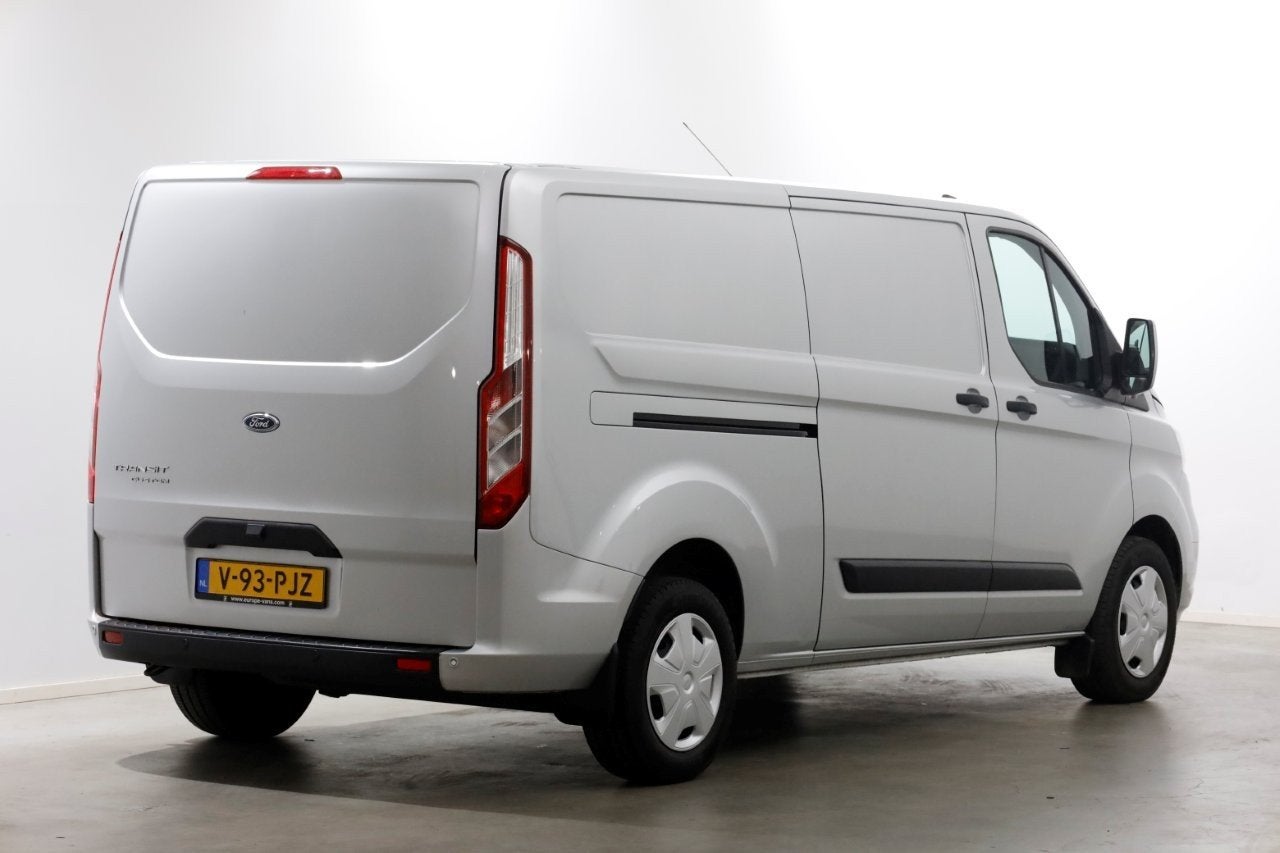 Ford Transit Custom 2.0 TDCI 130pk L2H1 Trend Airco/Navi/Ach, Auto's, Bestelauto's, Voorwielaandrijving, 15 km/l, Euro 6, 4 cilinders