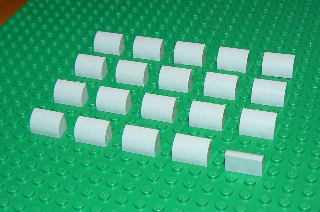L617 Gebogen stenen 1x2 (hoog) nieuwe kleur licht grijs 20 s, Ophalen of Verzenden, Nieuw, Losse stenen, Lego