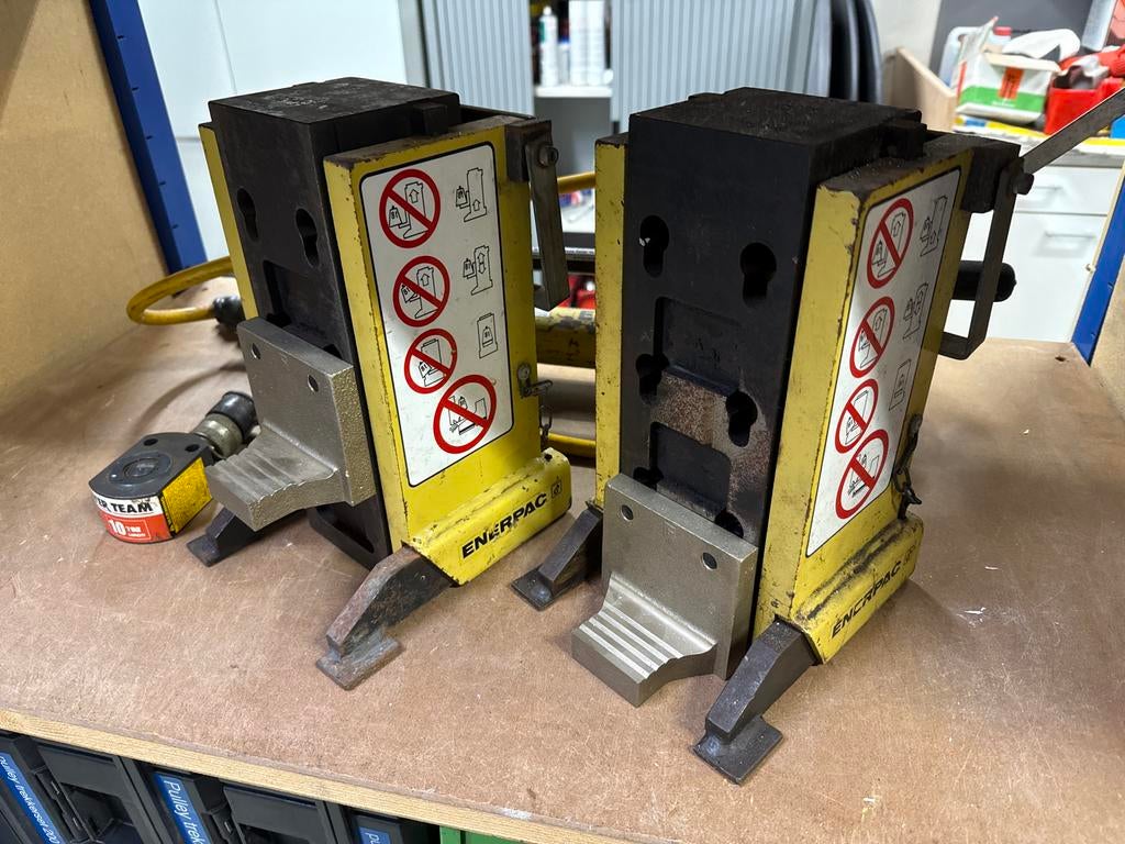 2x Enerpac Teenvijzel, Doe-het-zelf en Verbouw, Ophalen, Gebruikt