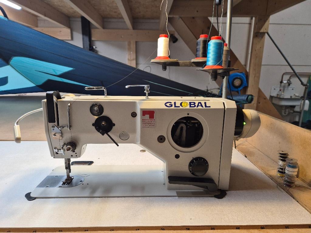 Golbal ZZ567 Zigzag NIEUWE MOTOR STIL, Hobby en Vrije tijd, Naaimachines en Toebehoren, Gebruikt, Naaimachine, Industrieel, Ophalen