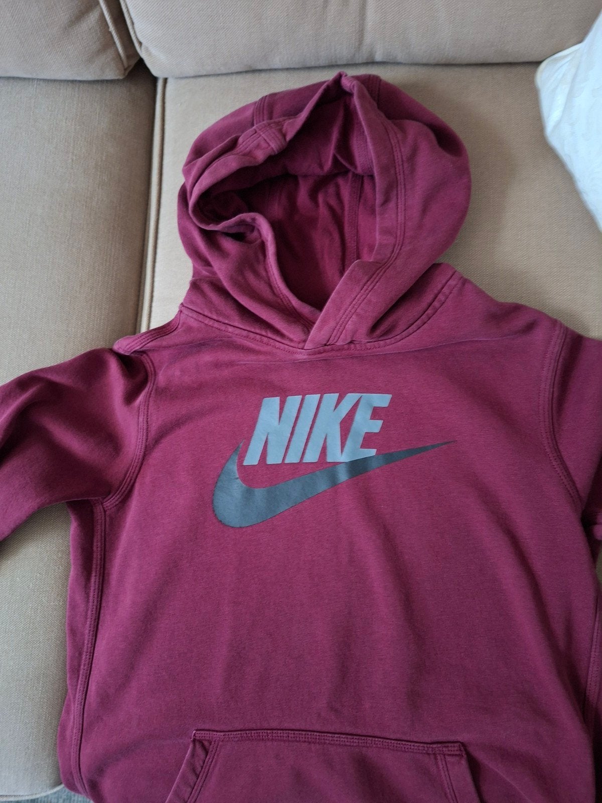 Nike houdie maat 176, Kinderen en Baby's, Kinderkleding | Maat 176, Ophalen, Trui of Vest, Zo goed als nieuw, Nike